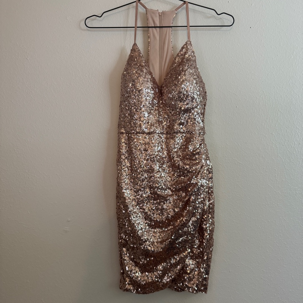 B. Smart Rose Gold Sequin Ruched Bodycon Dress